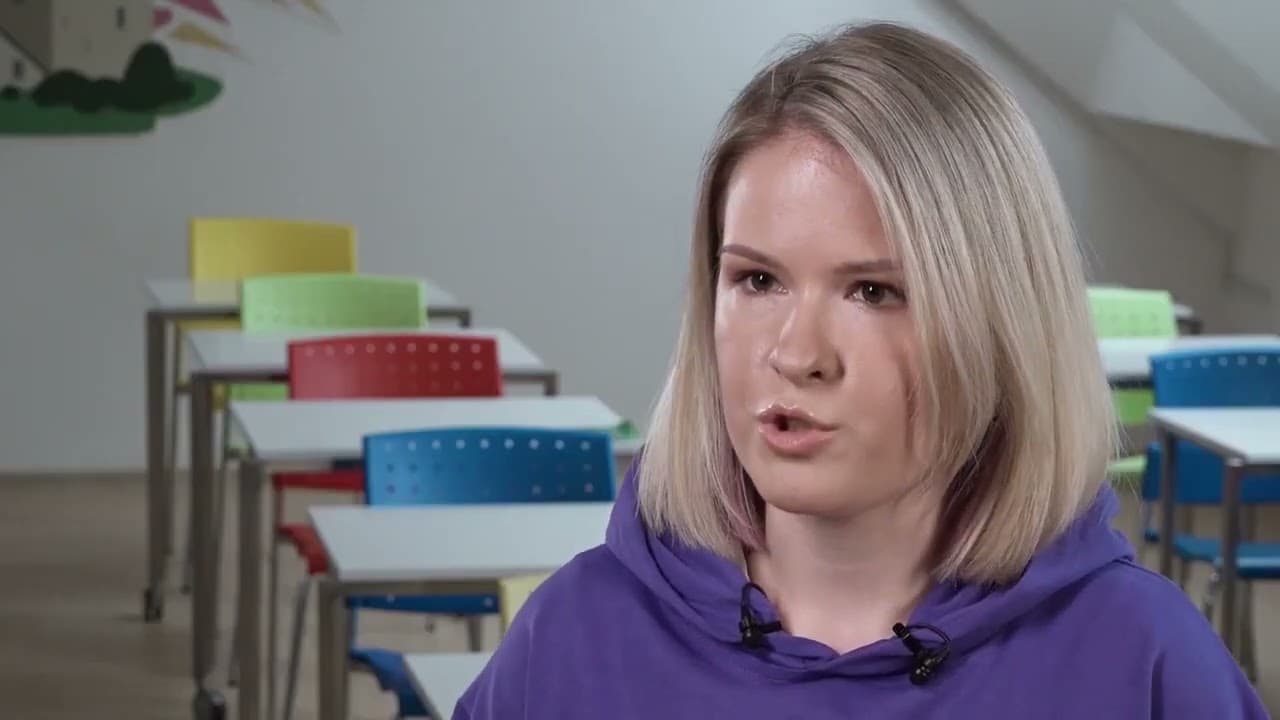 Екатерина Химич — кадр из видео Lancman School